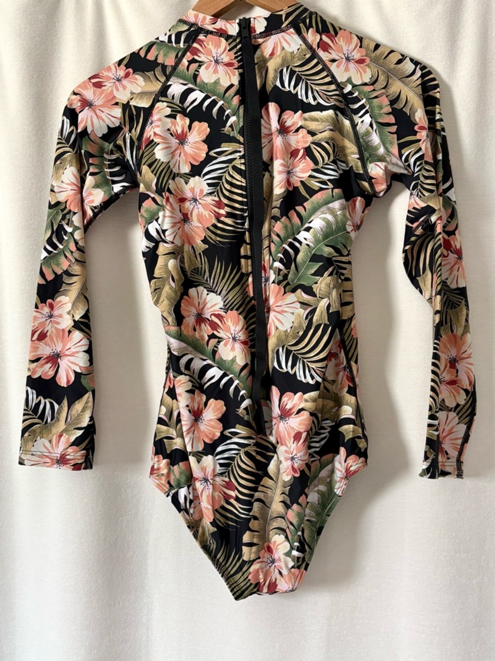 Rip Curl Leilani UPF 50+ Wetsuit size L/14 - Picture 6 of 10